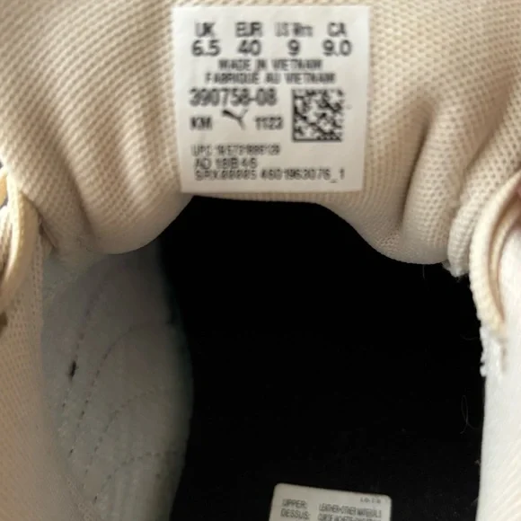 Puma Cream and Black Sneakers - Picture 6 of 6